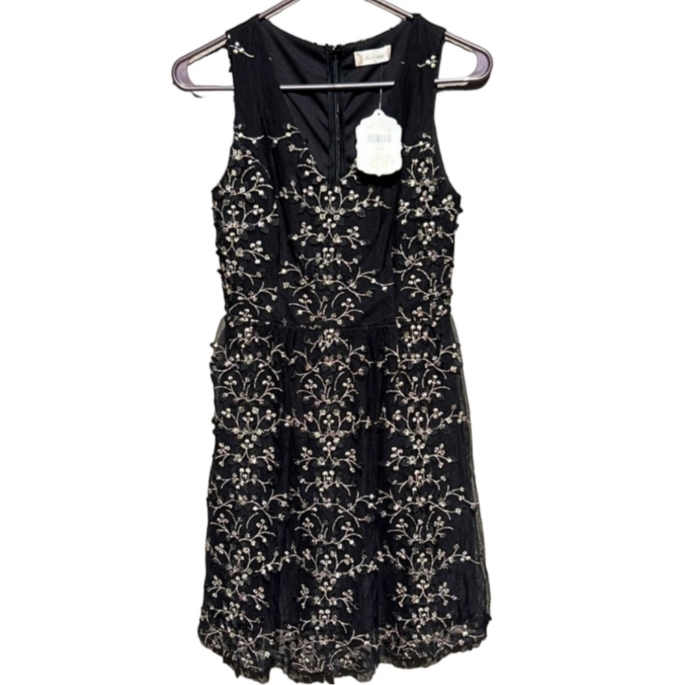 NWT Altar’d State Lacey Dress Size Small Black Embroidered Floral Mini - Picture 2 of 16